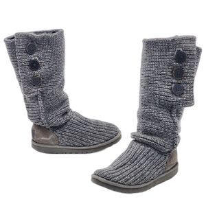 UGG Australia Classic Cardy Knit Button Gray Relaxed Boots in Size 7